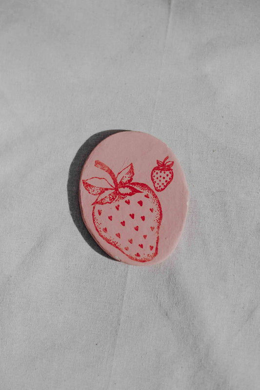 Strawberry Magnet