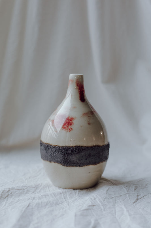 magma bud vase
